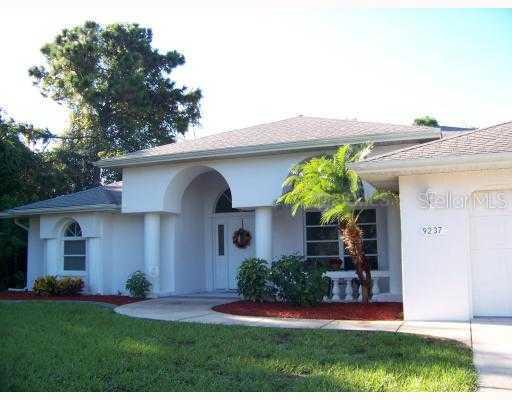 9237 Boca Grande Ave., Englewood, FL 34224