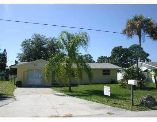 1545 Phillip Pl., Englewood, FL 34223