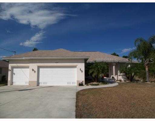 9395 Hallendale Dr., Port Charlotte, FL 33981