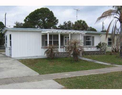 5277 Grobe St., North Port, FL 34287