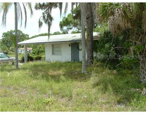 2135 Massachusetts Ave, Grove City, FL 34224