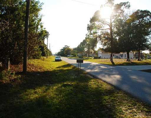 275 Broadmoor Ln., Rotonda West, FL 33947