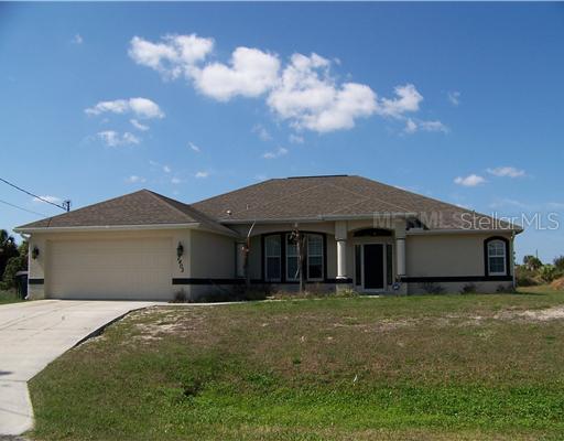 2403 Homestead Cir., North Port, FL 34286