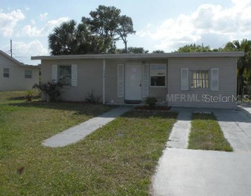 250 Shadow St., Port Charlotte, FL 33952