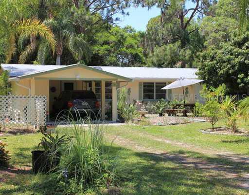 931 Morrison Ave., Englewood, FL 34223