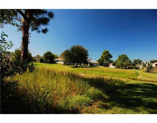 252 Broadmoor Ln., Rotonda West, FL 33947