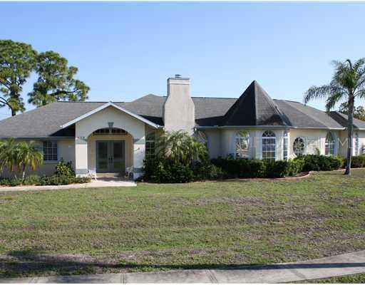 120 Broadway Ter., Englewood, FL 34223