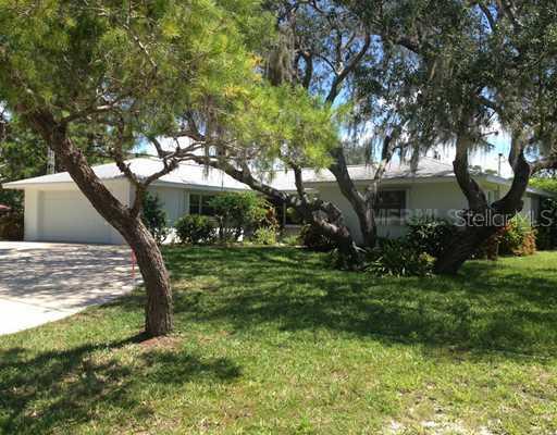 579 Spruce St., Englewood, FL 34223