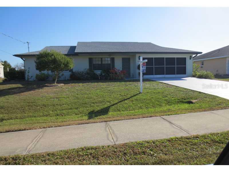 7006 Spinnaker Blvd., Englewood, FL 34224