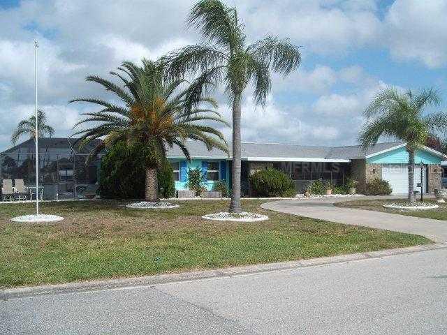 76 Caddy Rd., Rotonda West, FL 33947