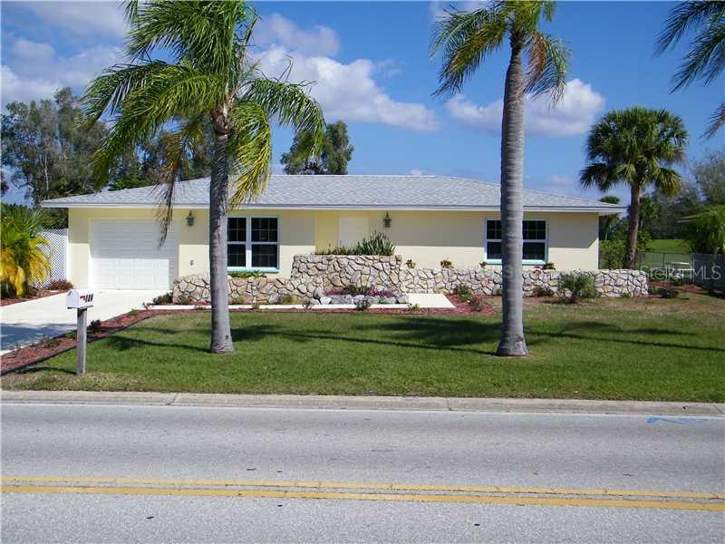 124 Rotonda Cir., Rotonda West, FL 33947