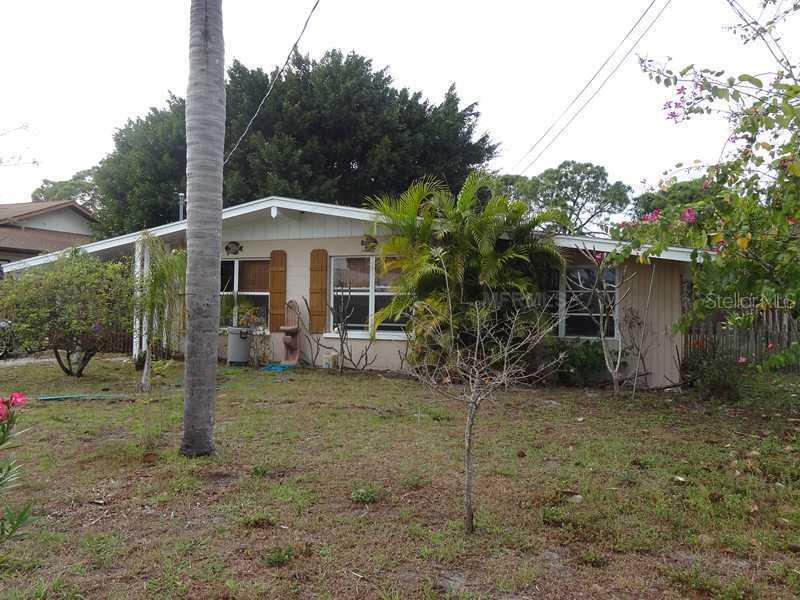 2108 Michigan Ave., Englewood, FL 34224