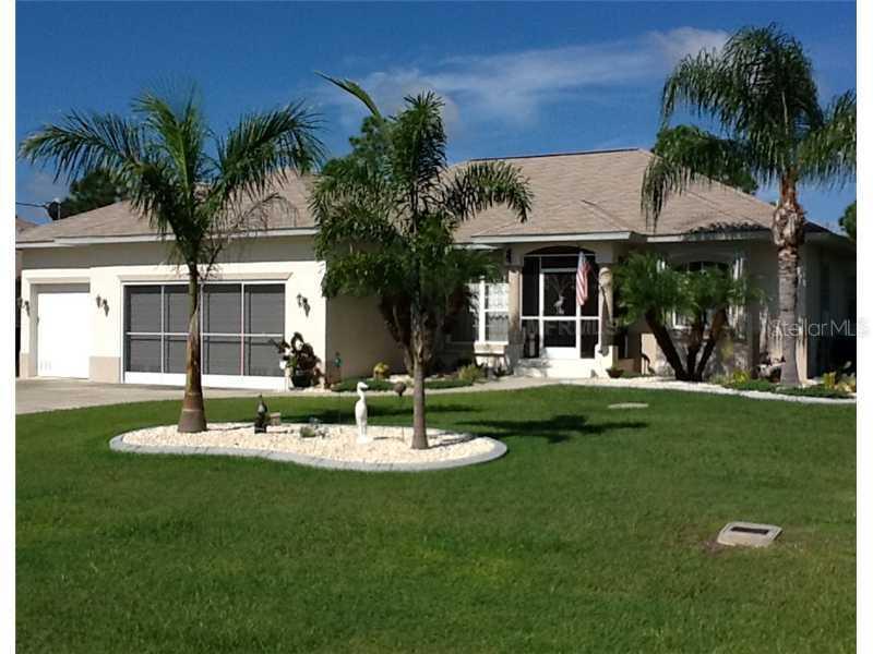 9395 Hallendale Dr., Port Charlotte, FL 33981