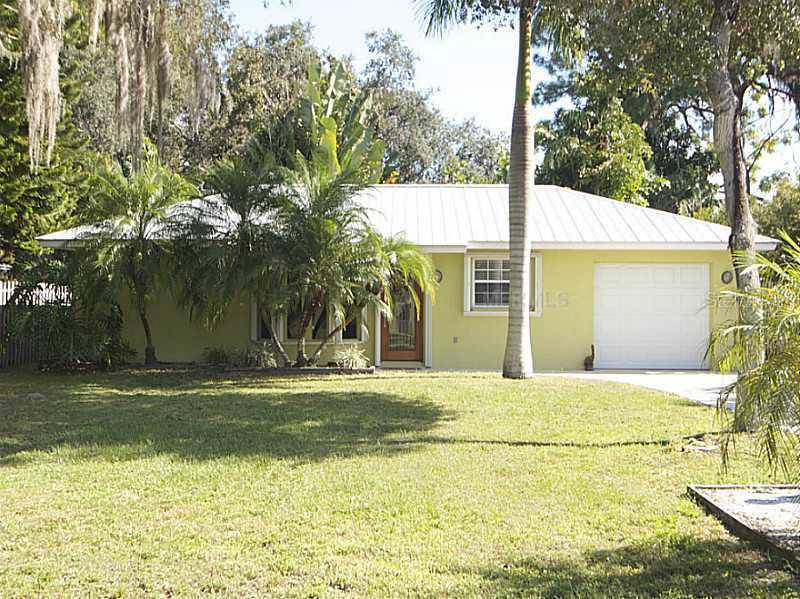 2285 Lemon Ave., Englewood, FL 34223