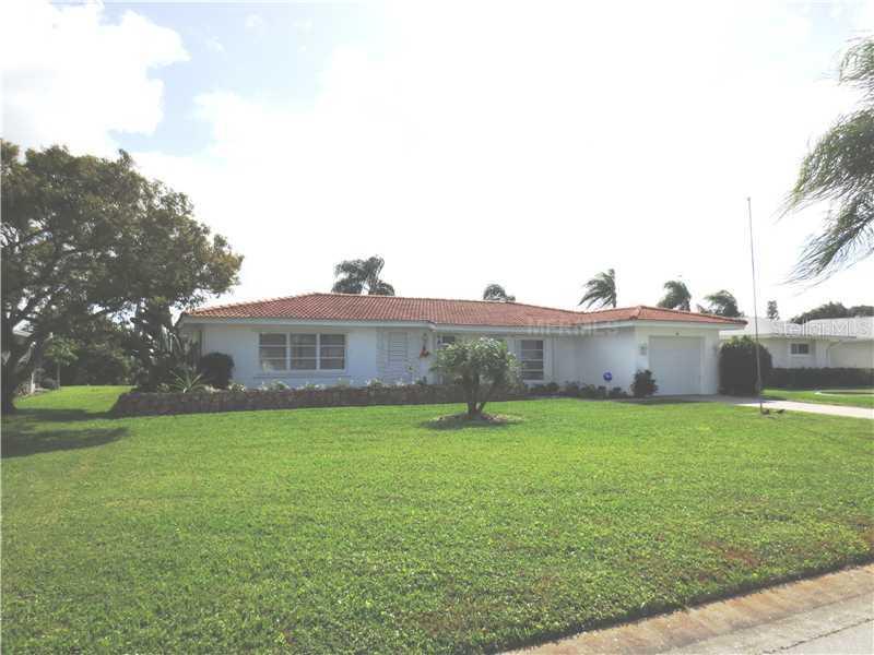 35 Caddy Rd., Rotonda West, FL 33947