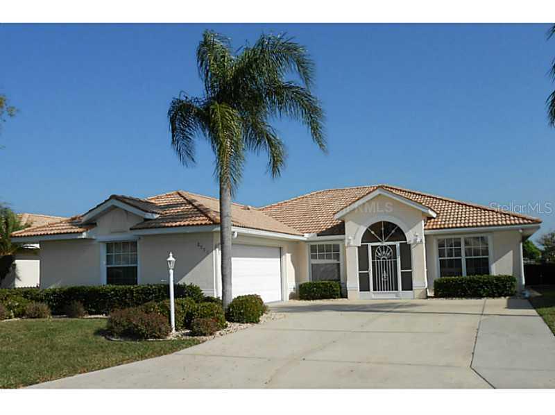 8579 Lakeside Dr., Englewood, FL 34224