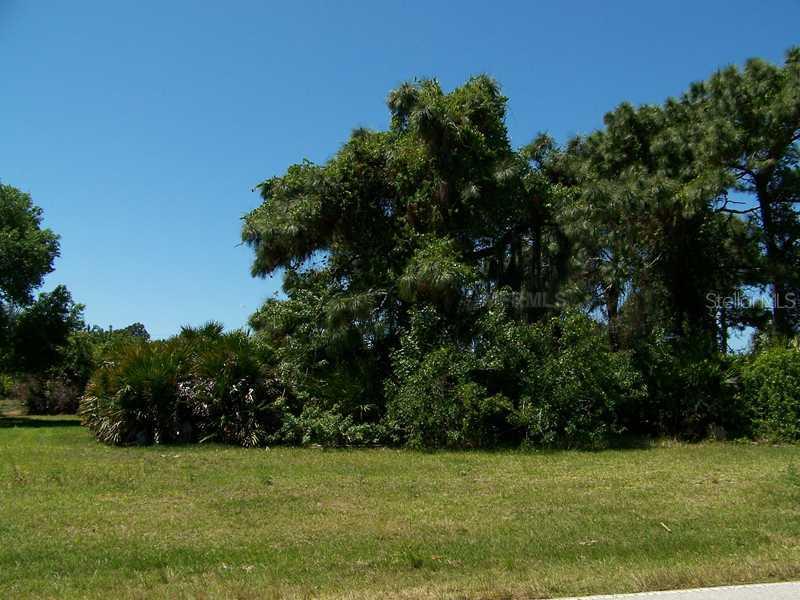 670 Boundary Blvd., Rotonda West, FL 33947