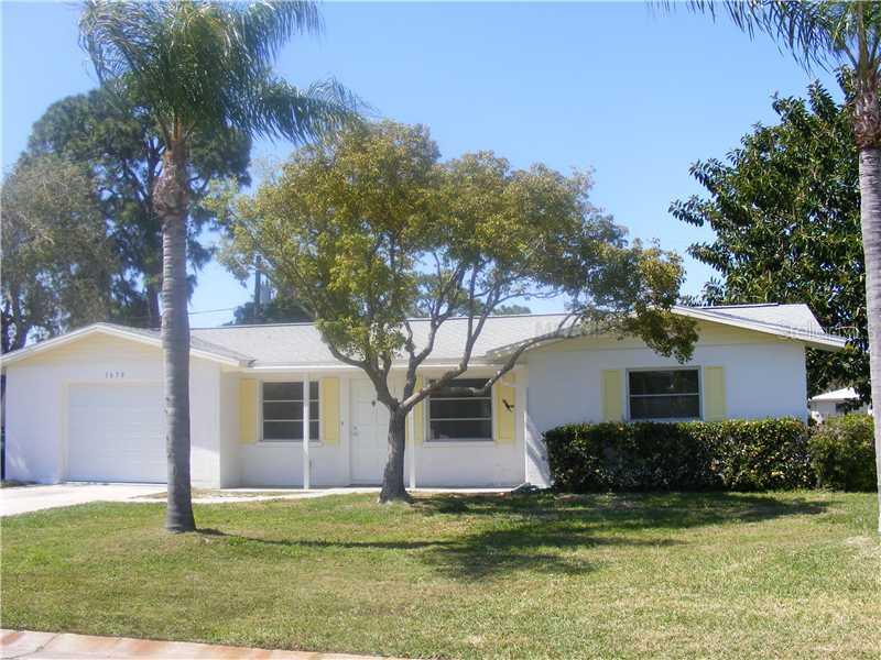 1650 Loralin Dr, Englewood, FL 34223