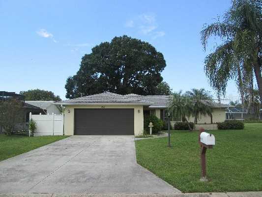 427 Pineview Dr., Venice, FL 34293