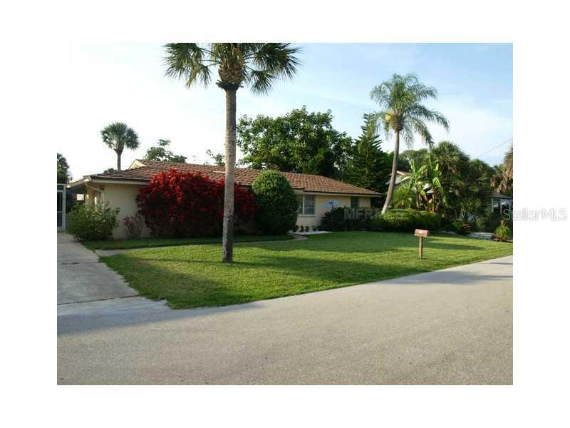 160 Meredith Dr., Englewood, FL 34223