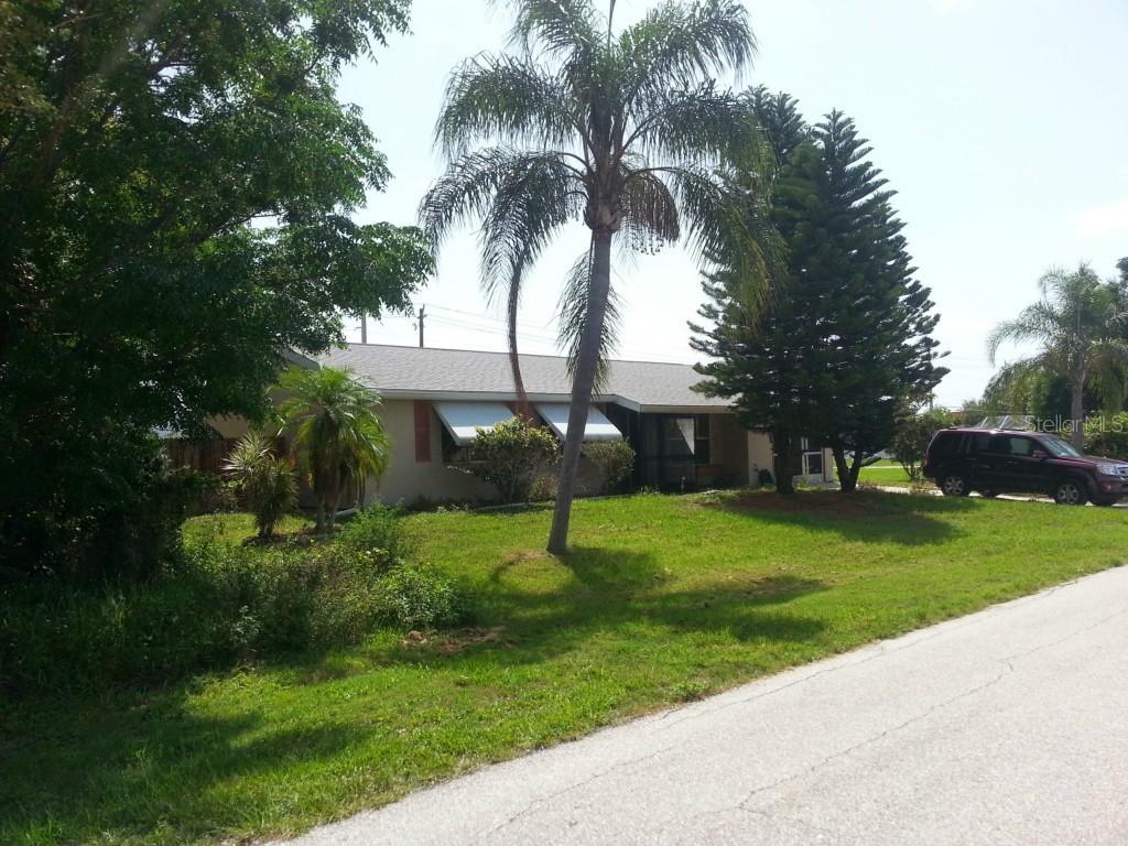 664 Ellicott Cir., Port Charlotte, FL 33952