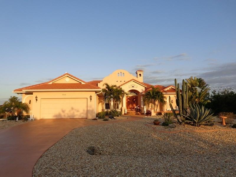 8242 Arlewood Cir., Port Charlotte, FL 33981