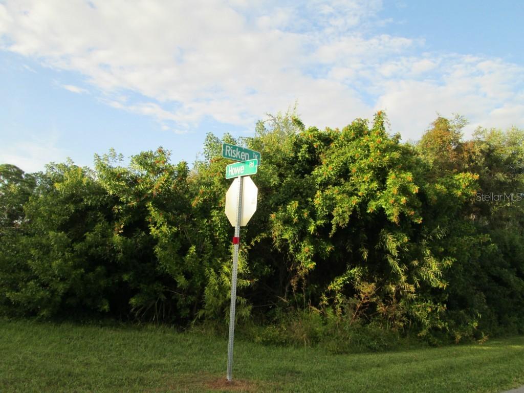 2433 Risken Ter., Port Charlotte, FL 33981