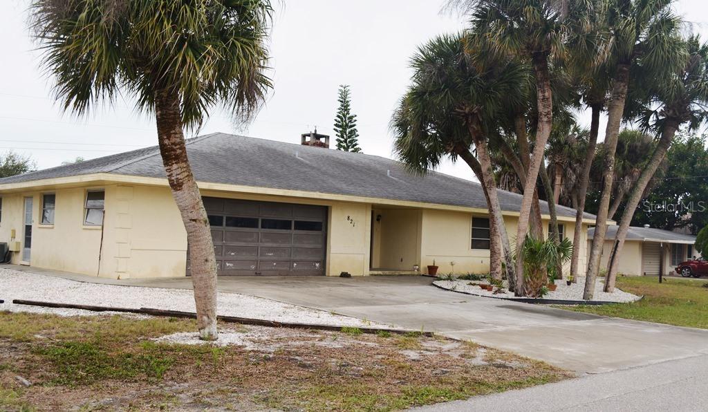 821 E 6th St., Englewood, FL 34223