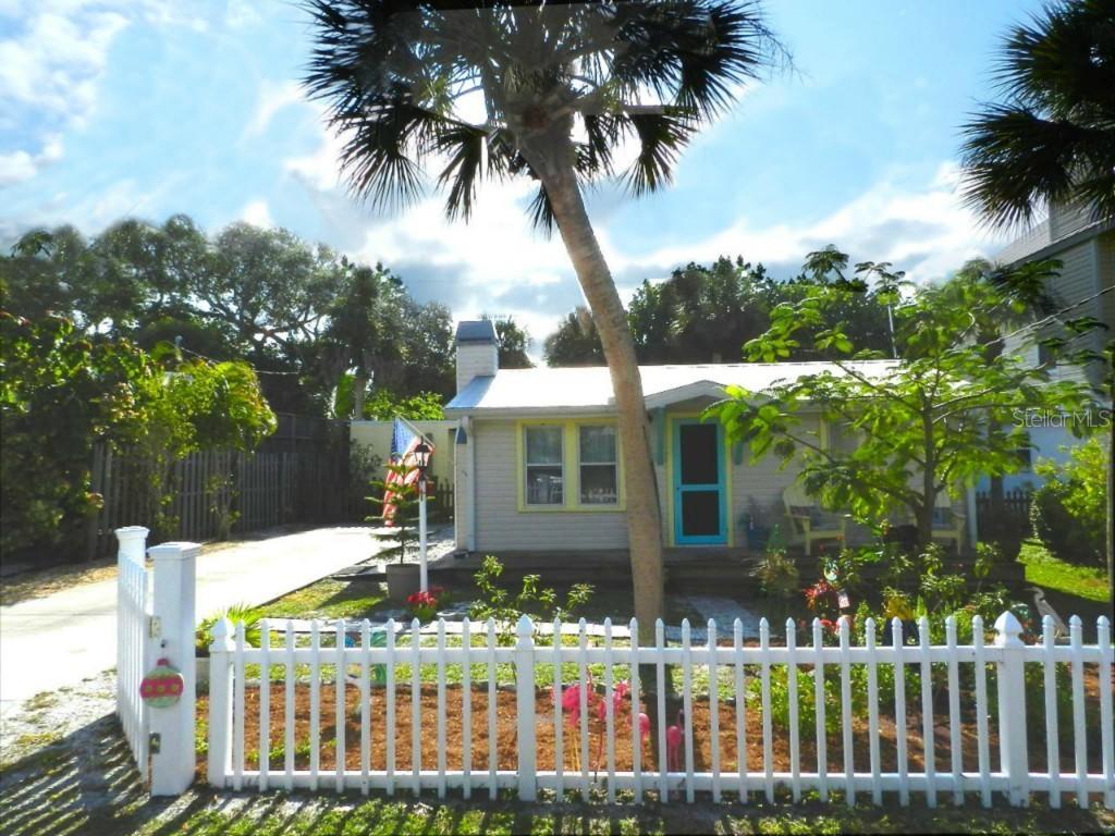 135 Wilhelm Dr., Englewood, FL 34223