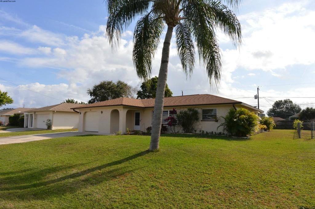 857 Linnaen Ter., Port Charlotte, FL 33948