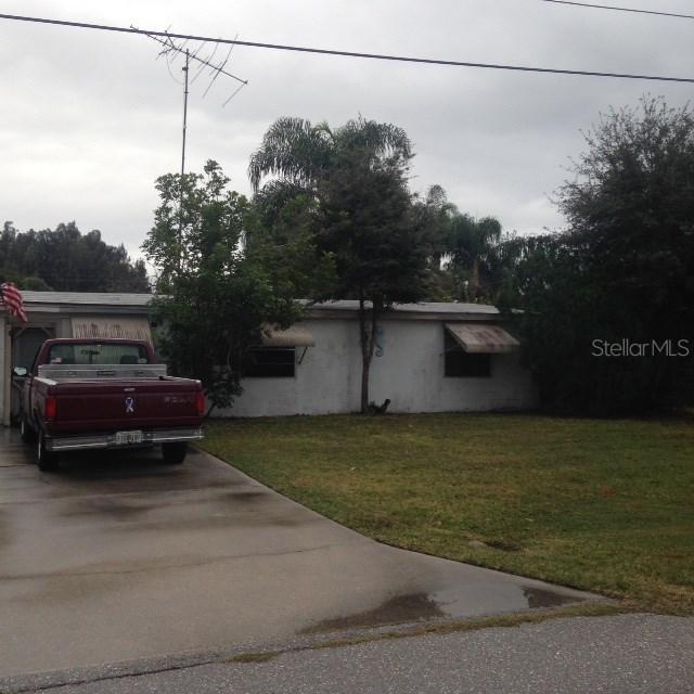 1365 Sharlo Ln., Englewood, FL 34224
