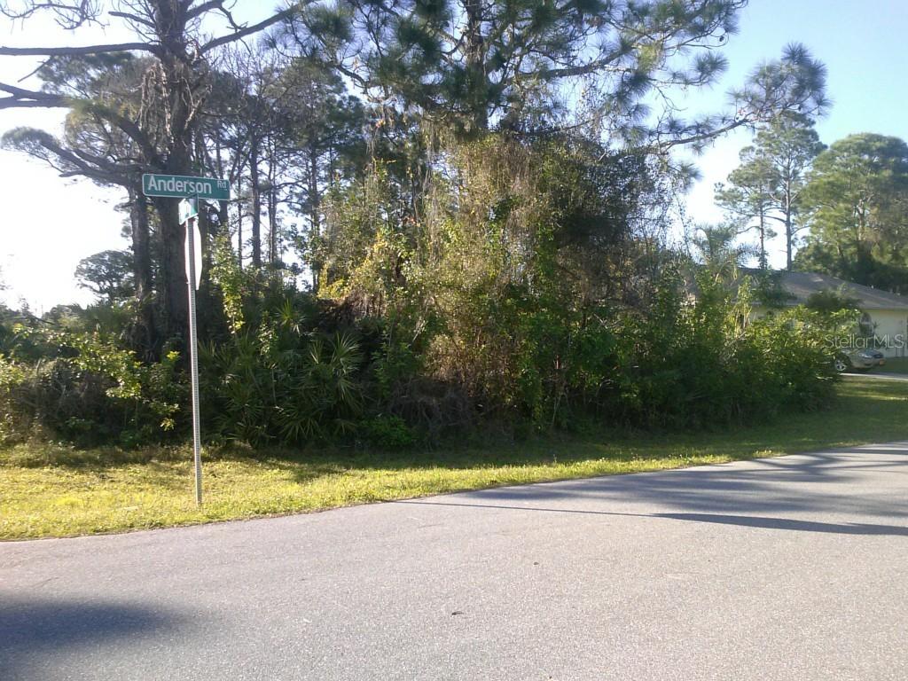 5669 Anderson Rd., Port Charlotte, FL 33981