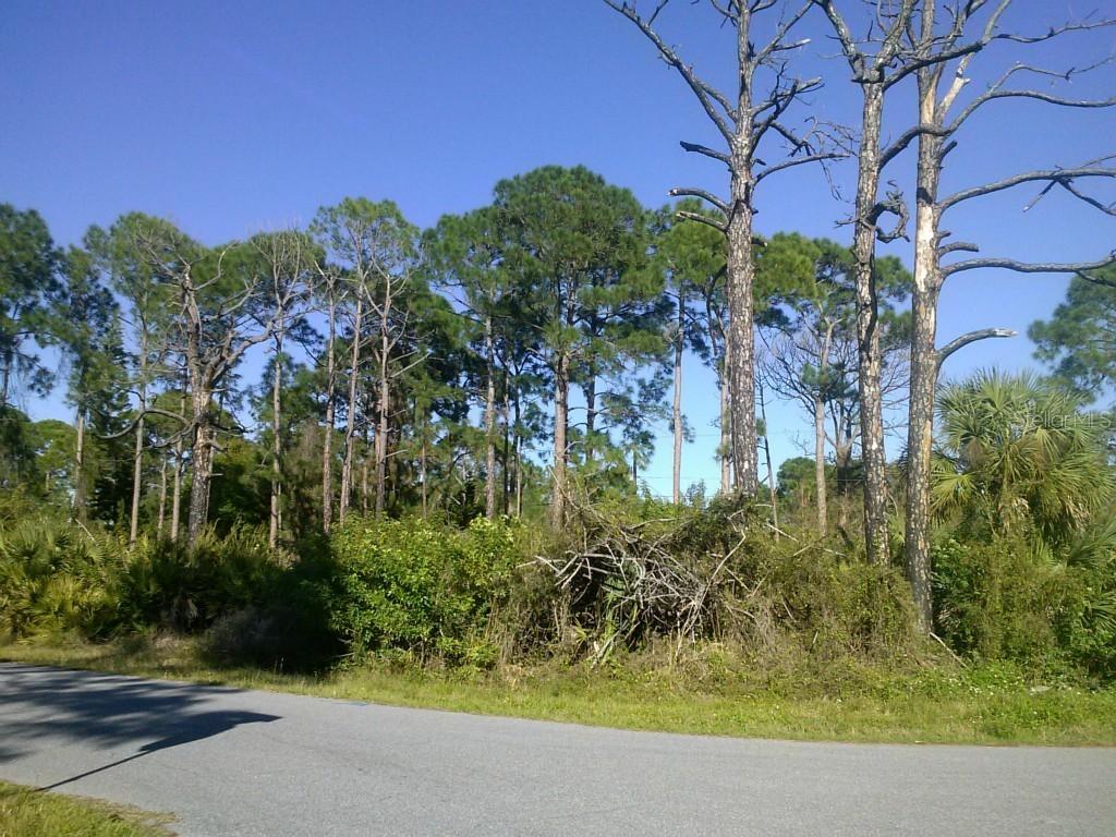 5448 Phelps Ln, Port Charlotte, FL 33981