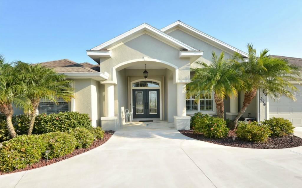 1016 Rotonda Cir., Rotonda West, FL 33947