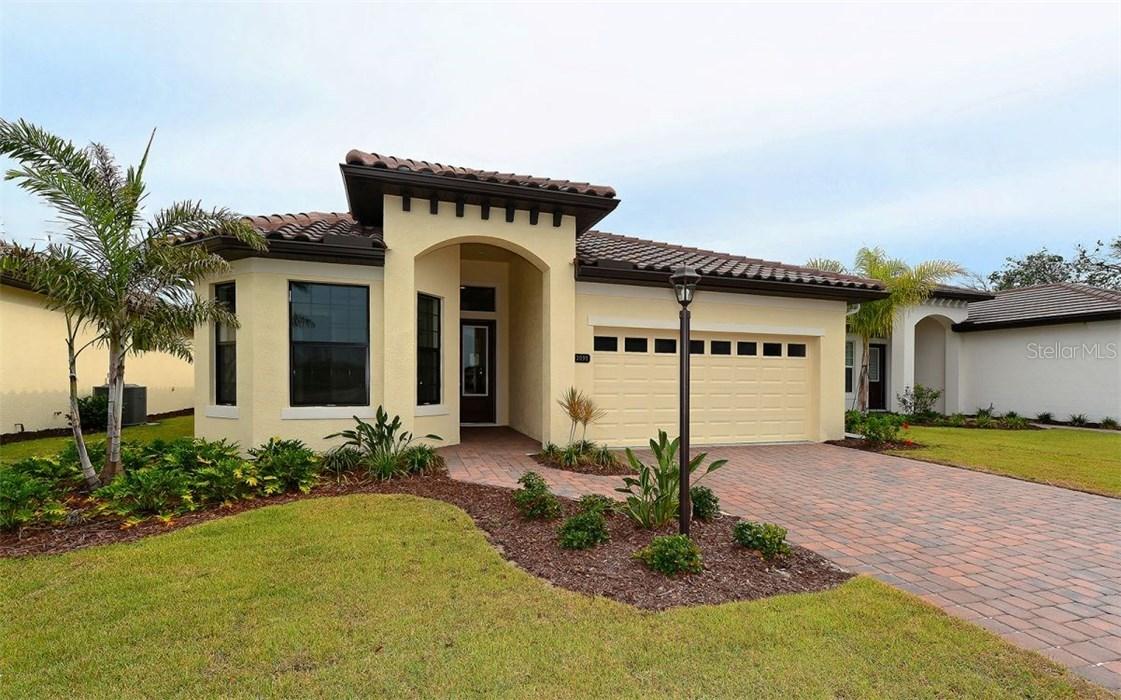 2090 Piave Ln., Venice, FL 34292