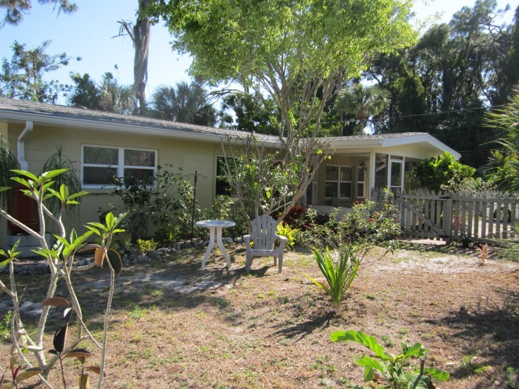 495 W Perry St., Englewood, FL 34223