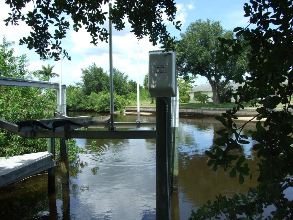 2532 Dixon Ter., Port Charlotte, FL 33981