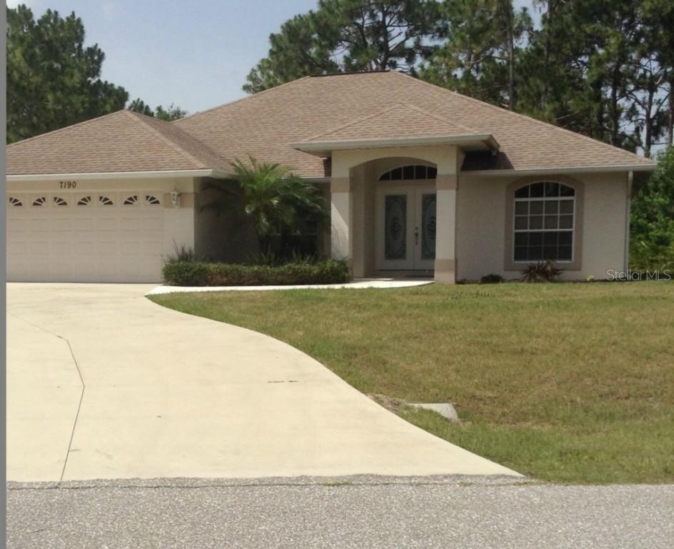 7190 Snow Dr, Englewood, FL 34224