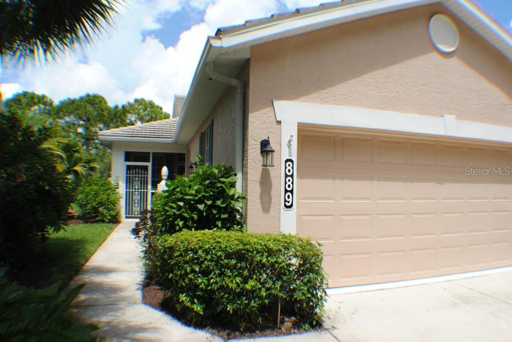 889 Chalmers Dr. #4, Venice, FL 34293