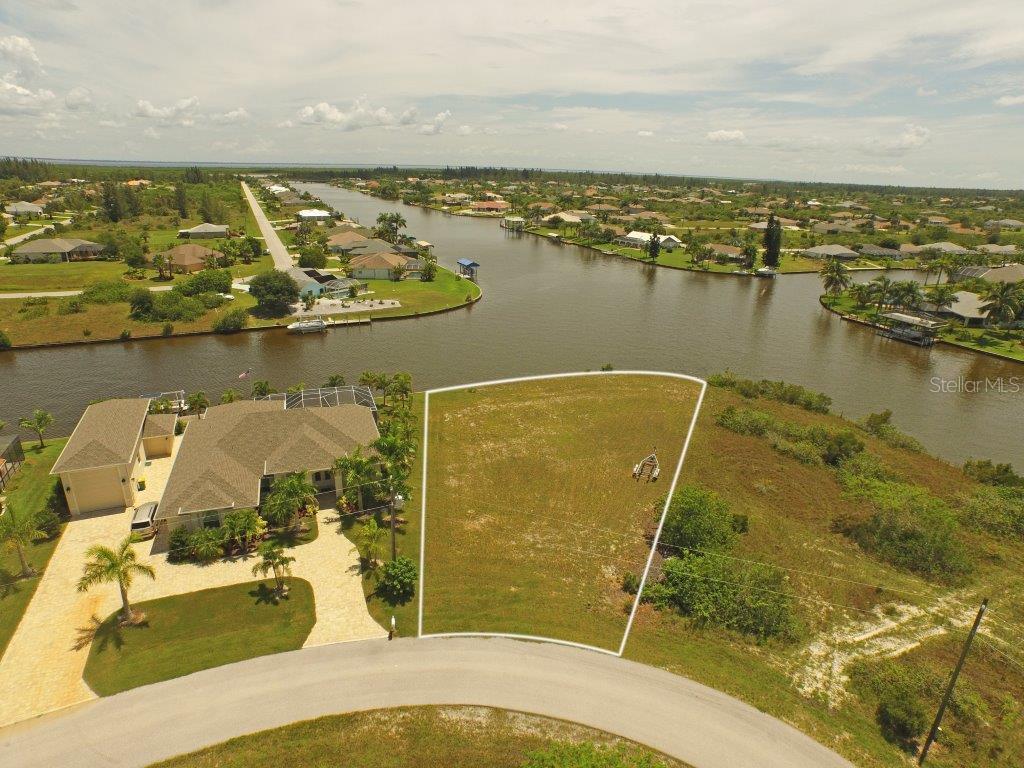 15212 Alsask Cir., Port Charlotte, FL 33981