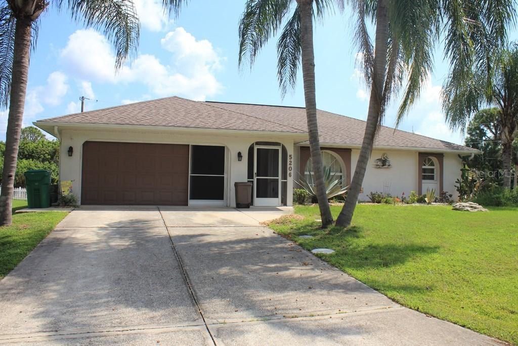 5206 Hopkins Ave., Port Charlotte, FL 33981