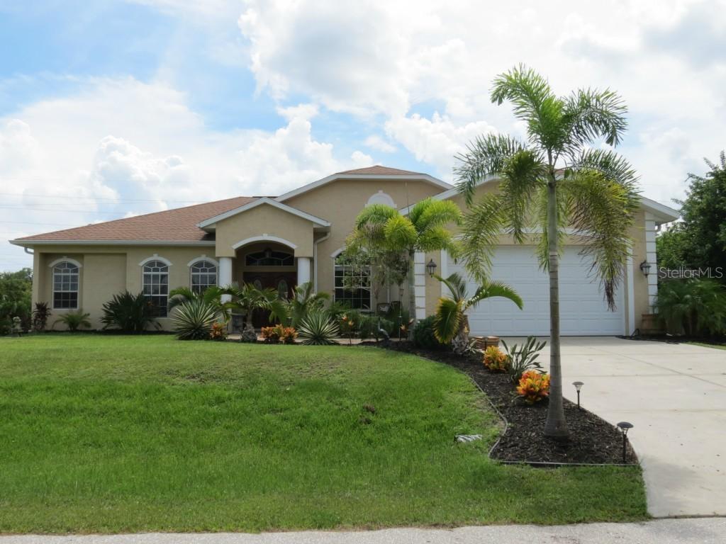 12071 Tetzel Ave., Port Charlotte, FL 33981