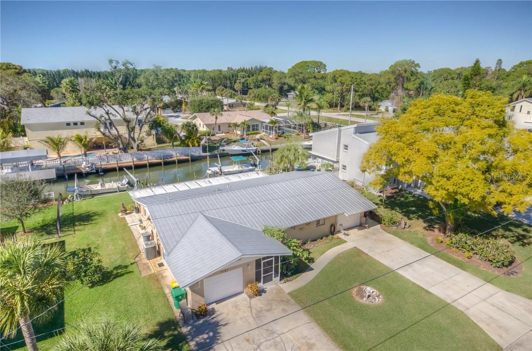 9151 Lake Dr., Englewood, FL 34224