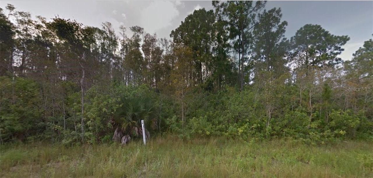 196 Yager Cir., Fort Myers, FL 33913