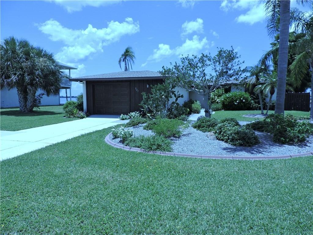 227 Bahia Vista Dr., Englewood, FL 34223