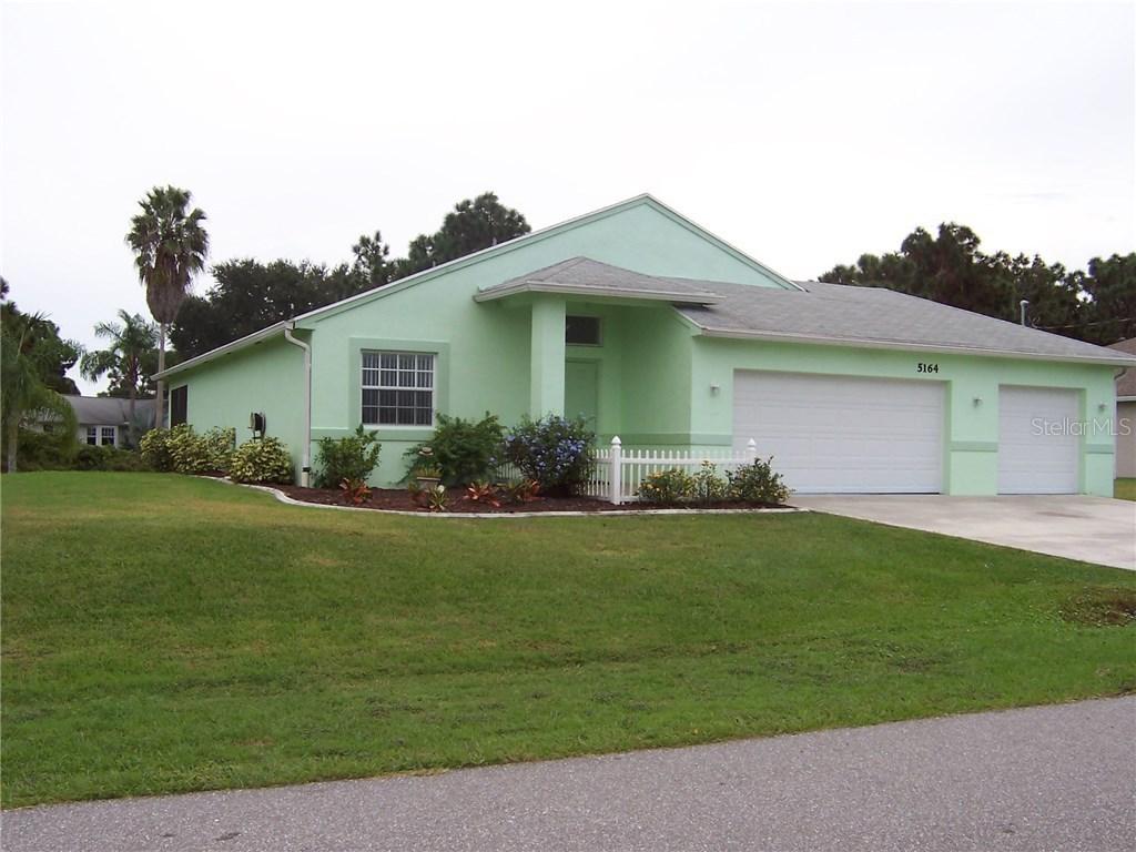 5164 Cannon St., Port Charlotte, FL 33981