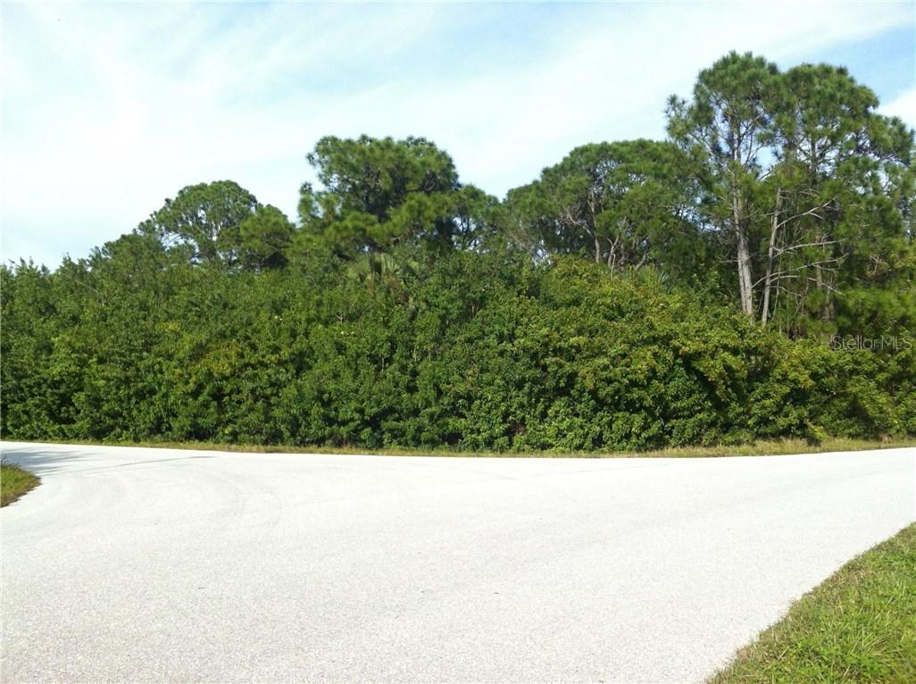 6164 Meigs Ln., Englewood, FL 34224