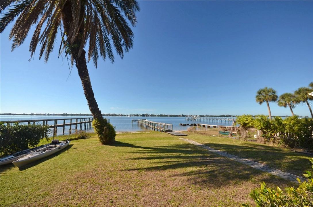 516 S Mccall Rd., Englewood, FL 34223