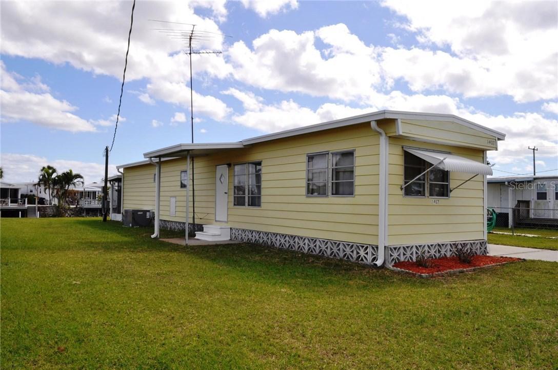 1407 Flamingo Dr., Englewood, FL 34224