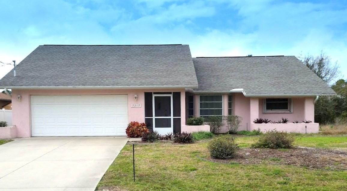 7217 Regina Dr., Englewood, FL 34224